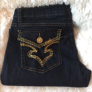 Super Cute SKY Skinny Jeans 👖