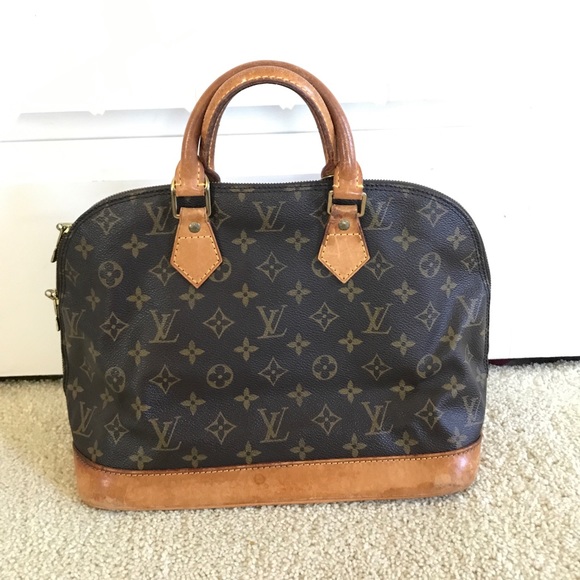 Louis Vuitton Handbags - Louis Vuitton Alma