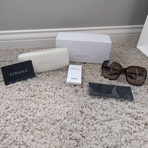 Authentic Versace Synglasses