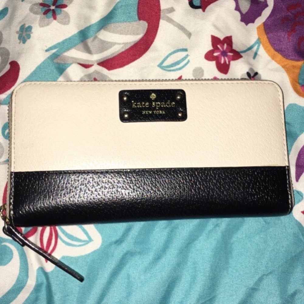 Kate Spade wallet