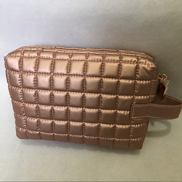 Limited Edition Rare MAC Riri Hearts Makeup Bag - Picture 2 of 7