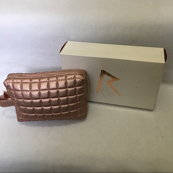 Limited Edition Rare MAC Riri Hearts Makeup Bag - Picture 6 of 7