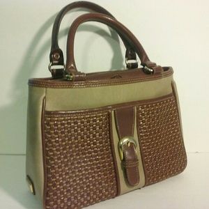 EUC Carryall bag lots of pockets tan brown