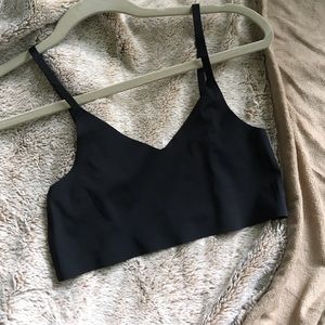 ⚫️ black seamless UO bralette ⚫️