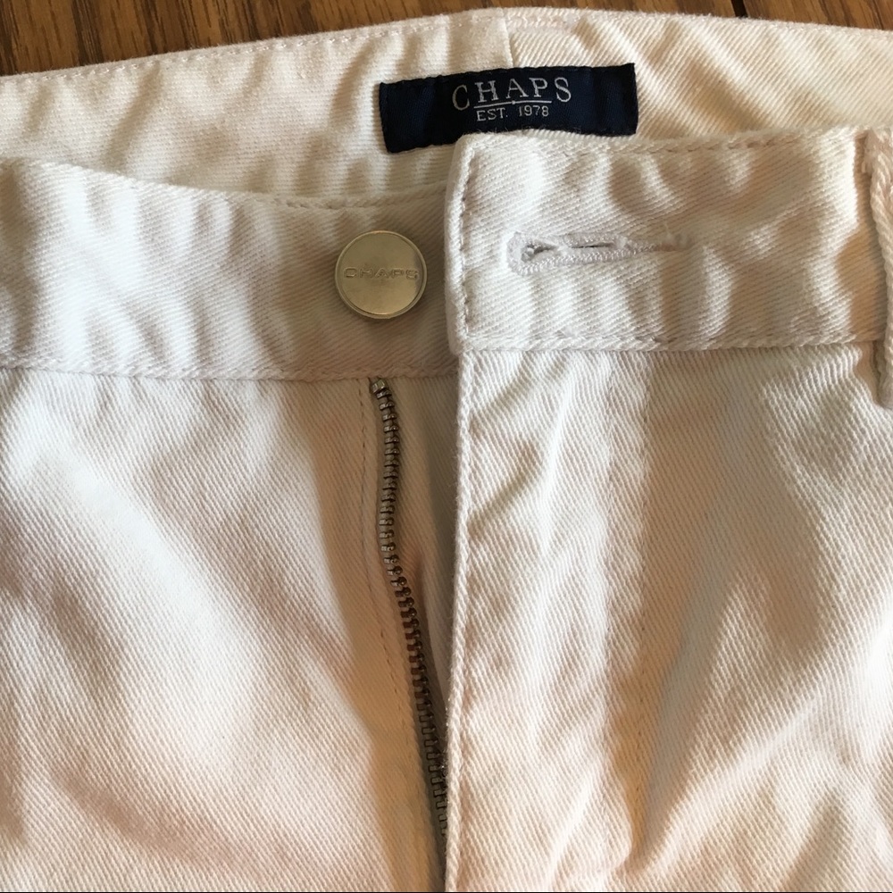 Ralph Lauren's Chaps white Capris size 6