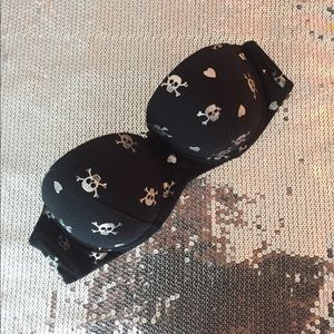 Strapless Black & Silver Skull/Crossbone Bra 36C
