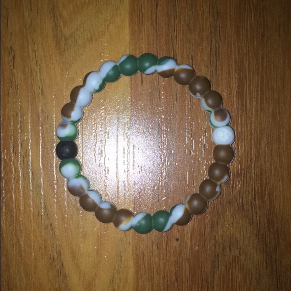 Camouflage-lokai