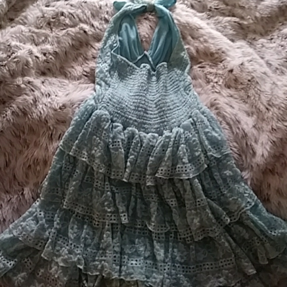 Dress - Picture 3 of 3