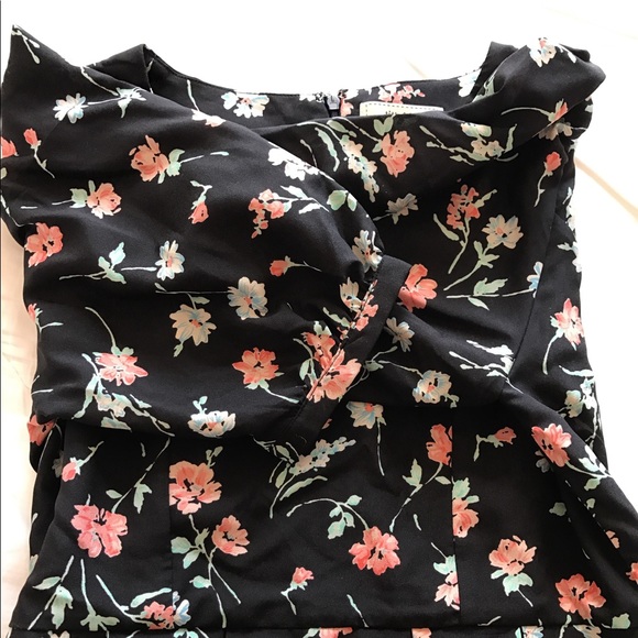 Titty Co Dresses Titty Co Maxi Flower Print Dress Poshmark
