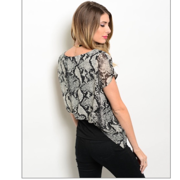Asymmetrical Reptile Print Top - Picture 3 of 5