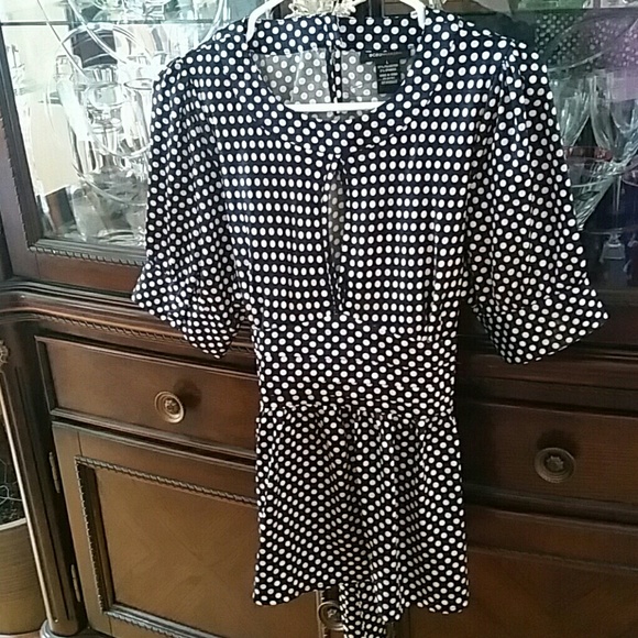 BCBG Maxazria Blue and White Polka-dot Blouse - Picture 5 of 7