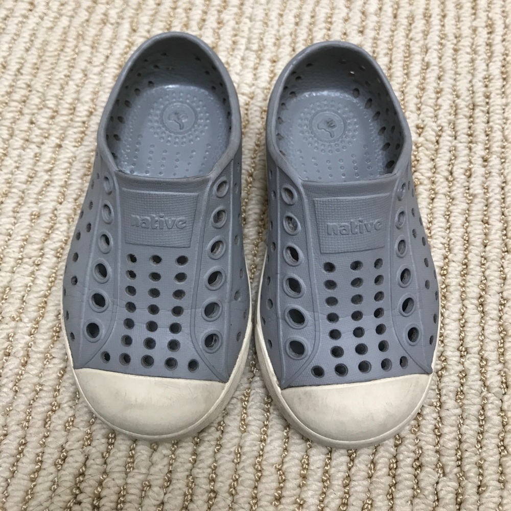 Native Jefferson Shoes - Gray Size 6