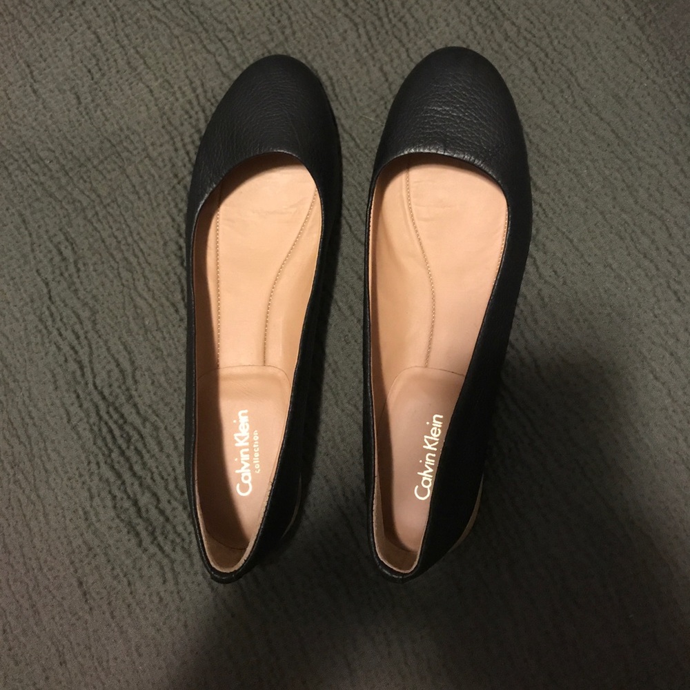 Brand new Calvin Klein black leather flats