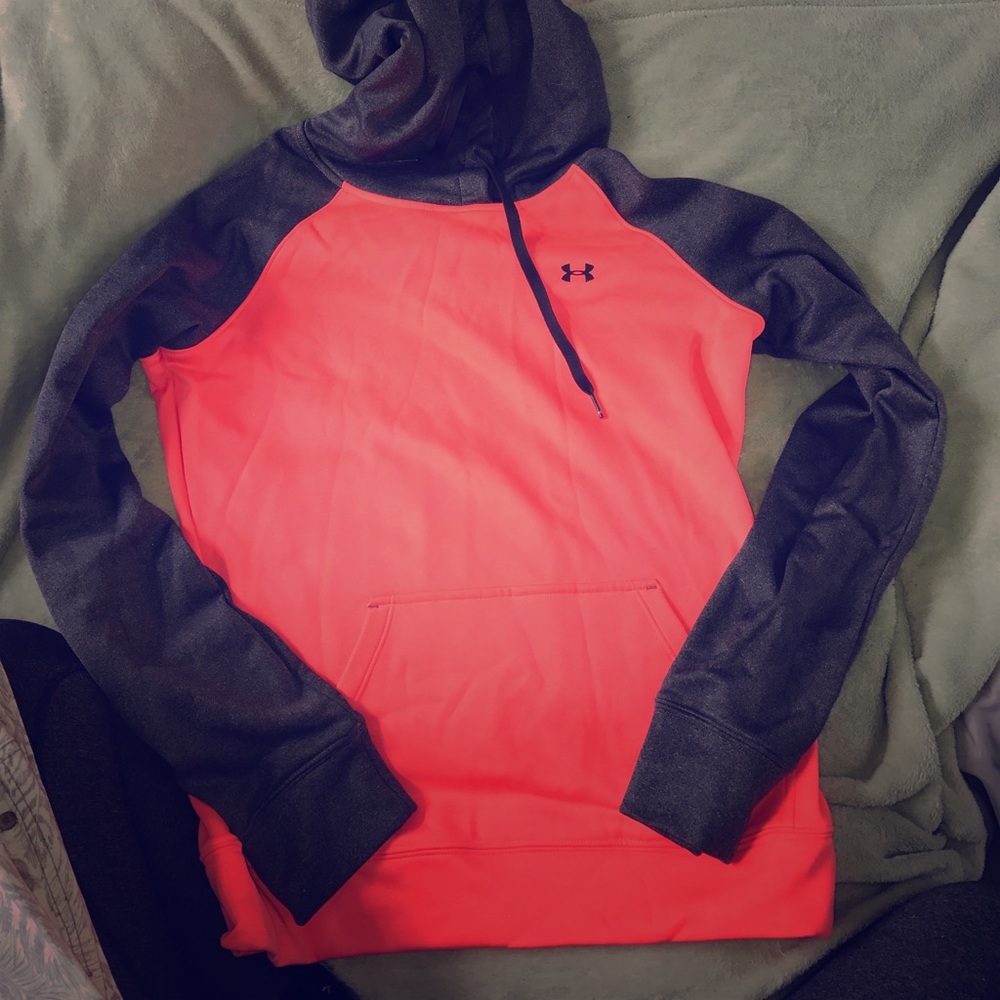 Pink & grey Under Armour sweatshirt