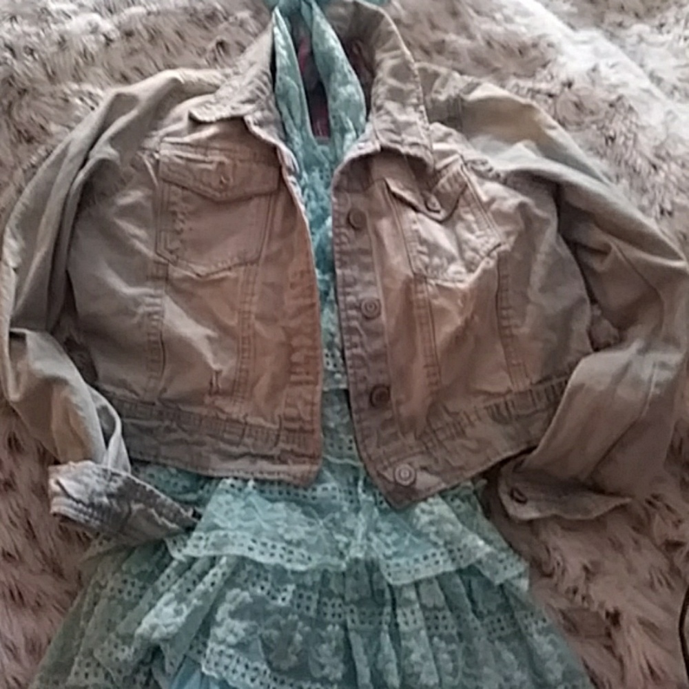 Distressed rue 21 jean jacket