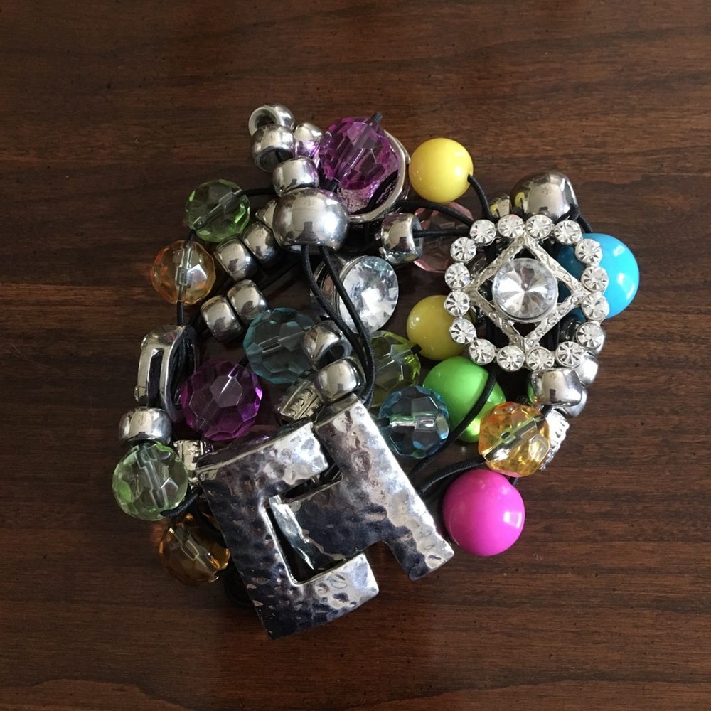 Lia Sophia charms and baubles stretch bracelet