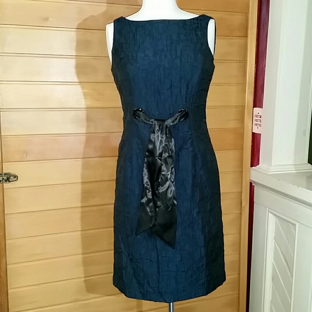 "TAYLOR" Dress