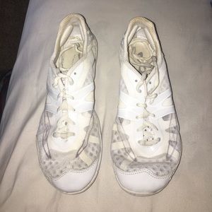 Nfinity Cheerleading Shoes