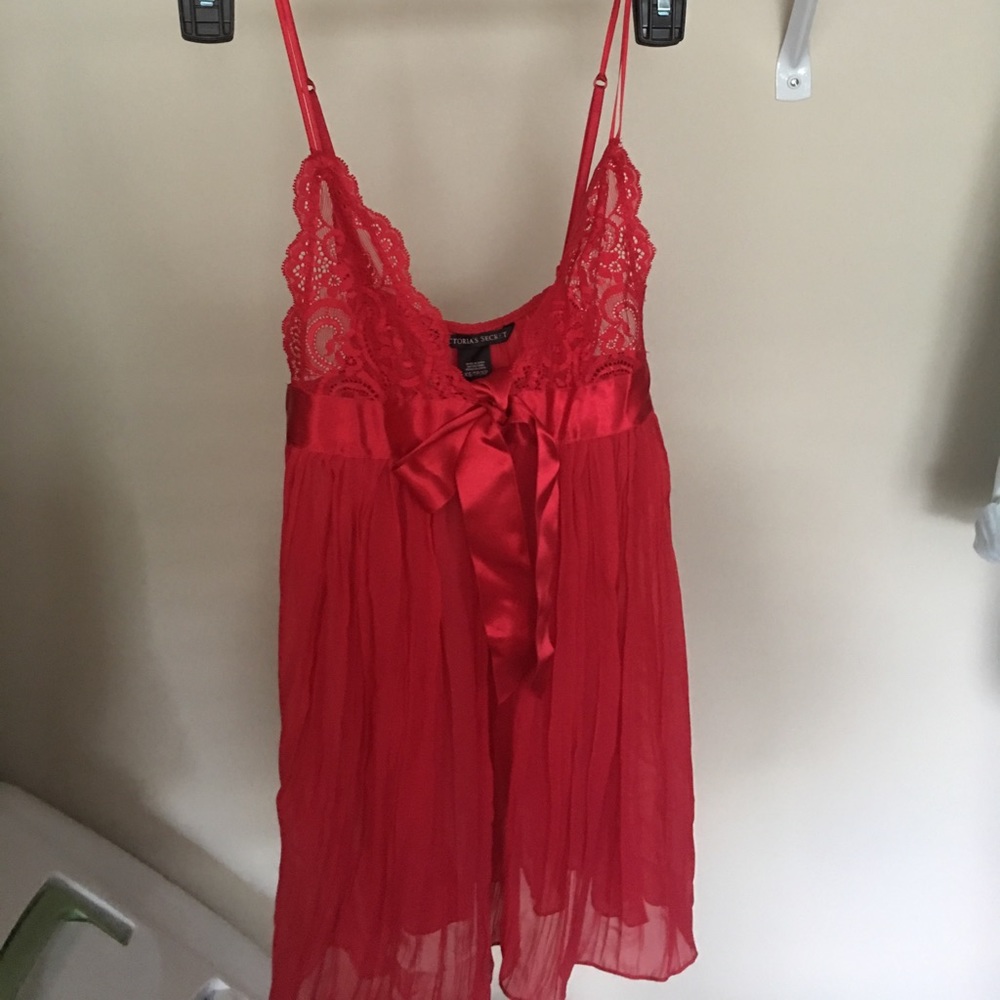 VS, XS, red babydoll