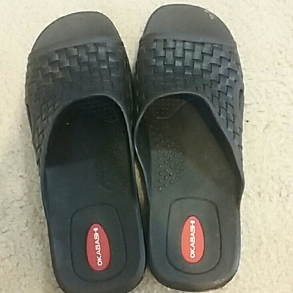 Mens Black Okabashi Shower shoes.