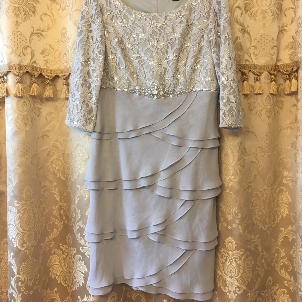 Stunning dress Mother of Bride Wedding