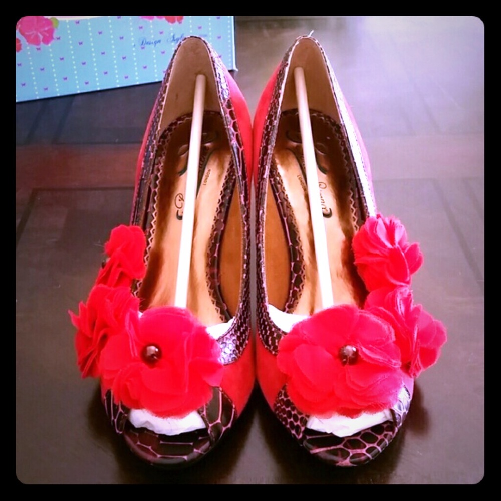 💎RARE💎NIB Poetic License "Too Sweet" Heel 🌹