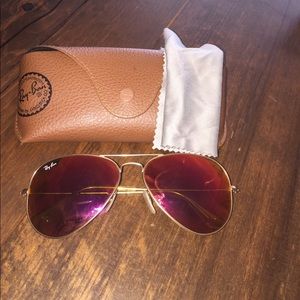 Red reflective lens ray bans