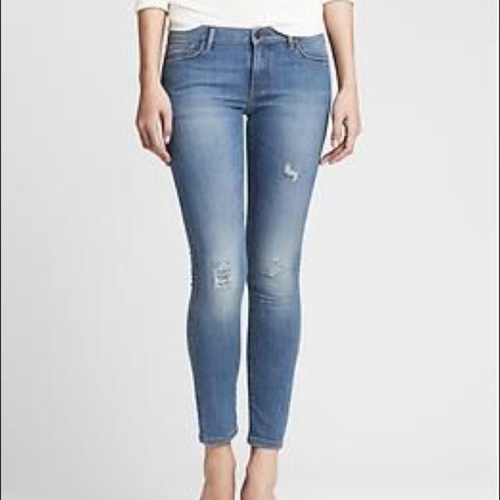 NWT Banana Republic Skinny Ankle Distressed