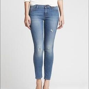 NWT Banana Republic Skinny Ankle Distressed