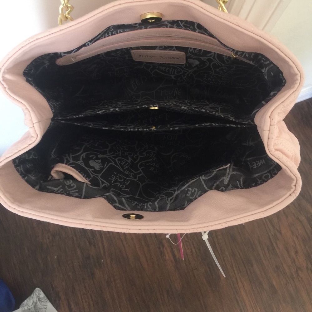 Final priceBetsey Johnson pink chain shopper purse - Picture 6 of 7