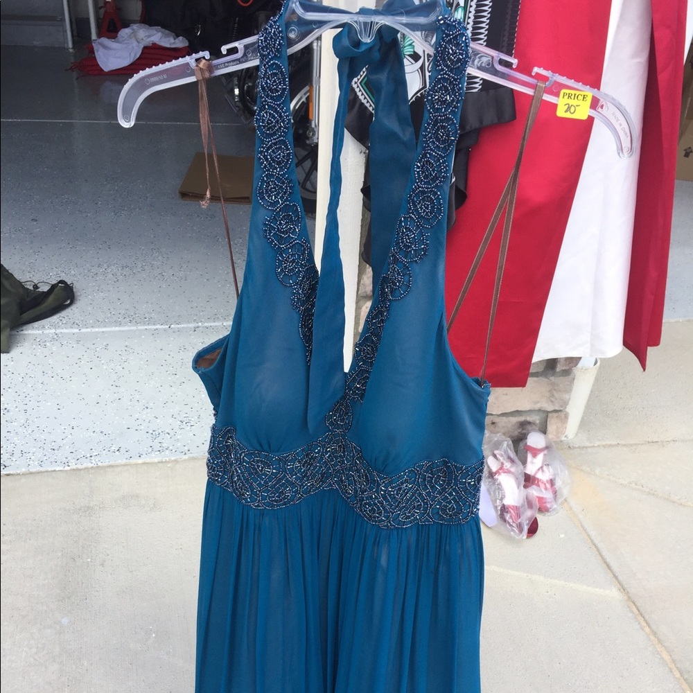 Blue dress