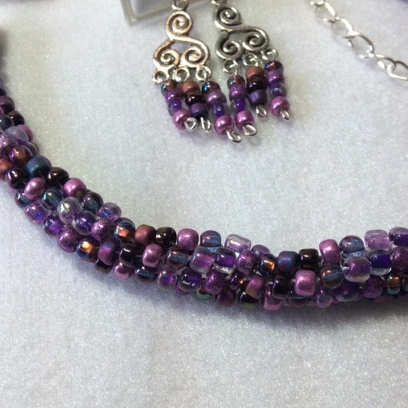 FINAL SALE PRICE Crazy AB Purple Woven Beads Choker/Necklace & ER's - Picture 3 of 3