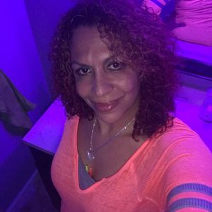 Meet your Posher, Sharifa