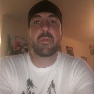 Meet your Posher, Derek