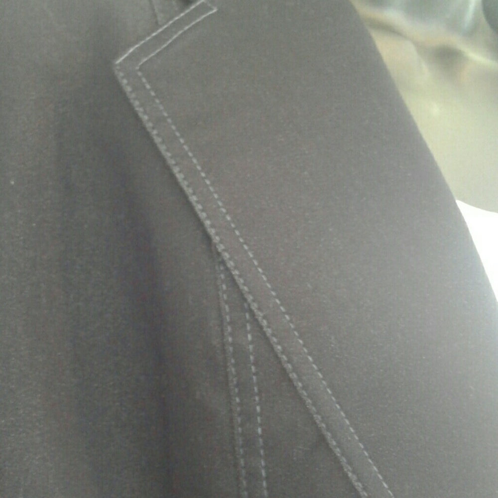 New Le SuitPetite 2pc