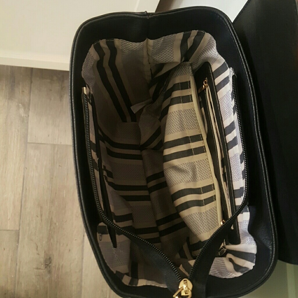 Cute Backpack - Picture 3 of 3