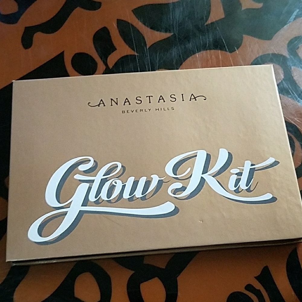 Anastasia Glow Kit