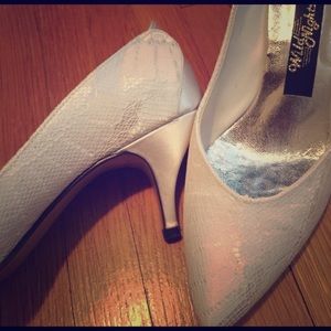 Pure white Vintage Lace Heels