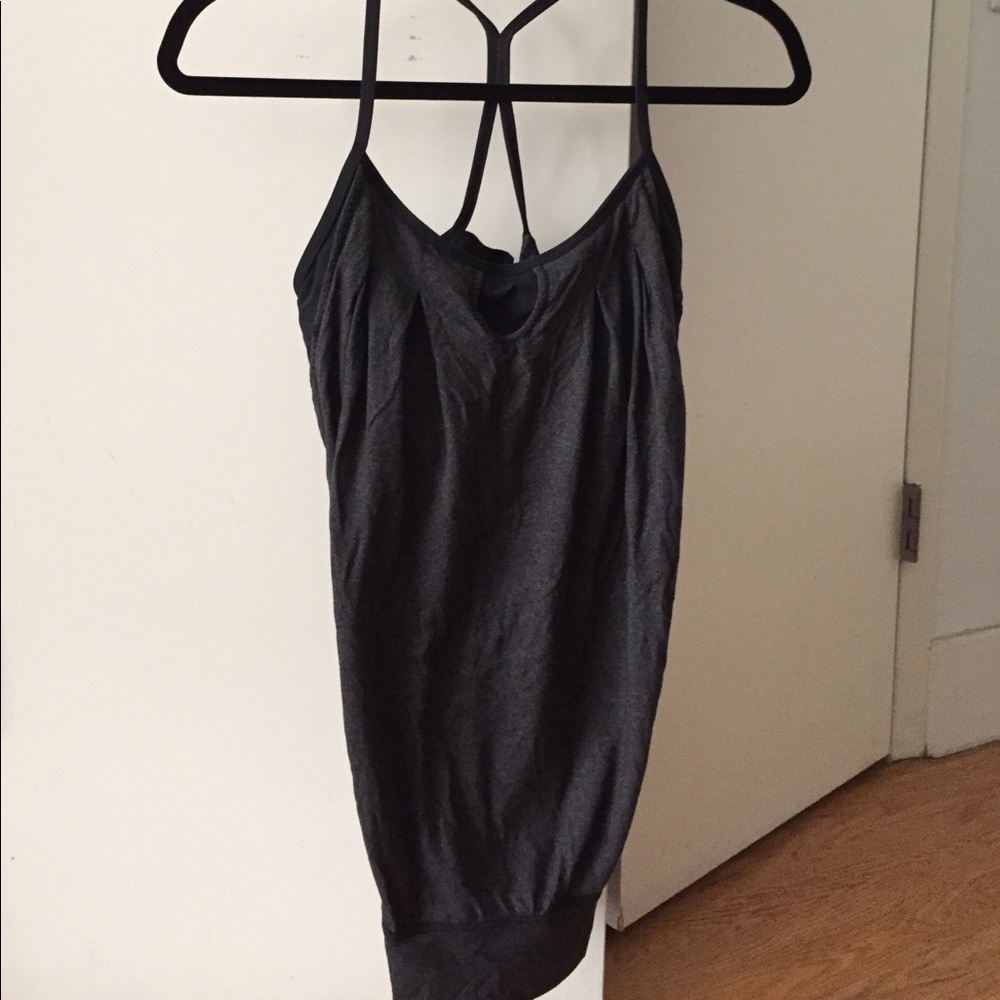 Lululemon tank with built in bra