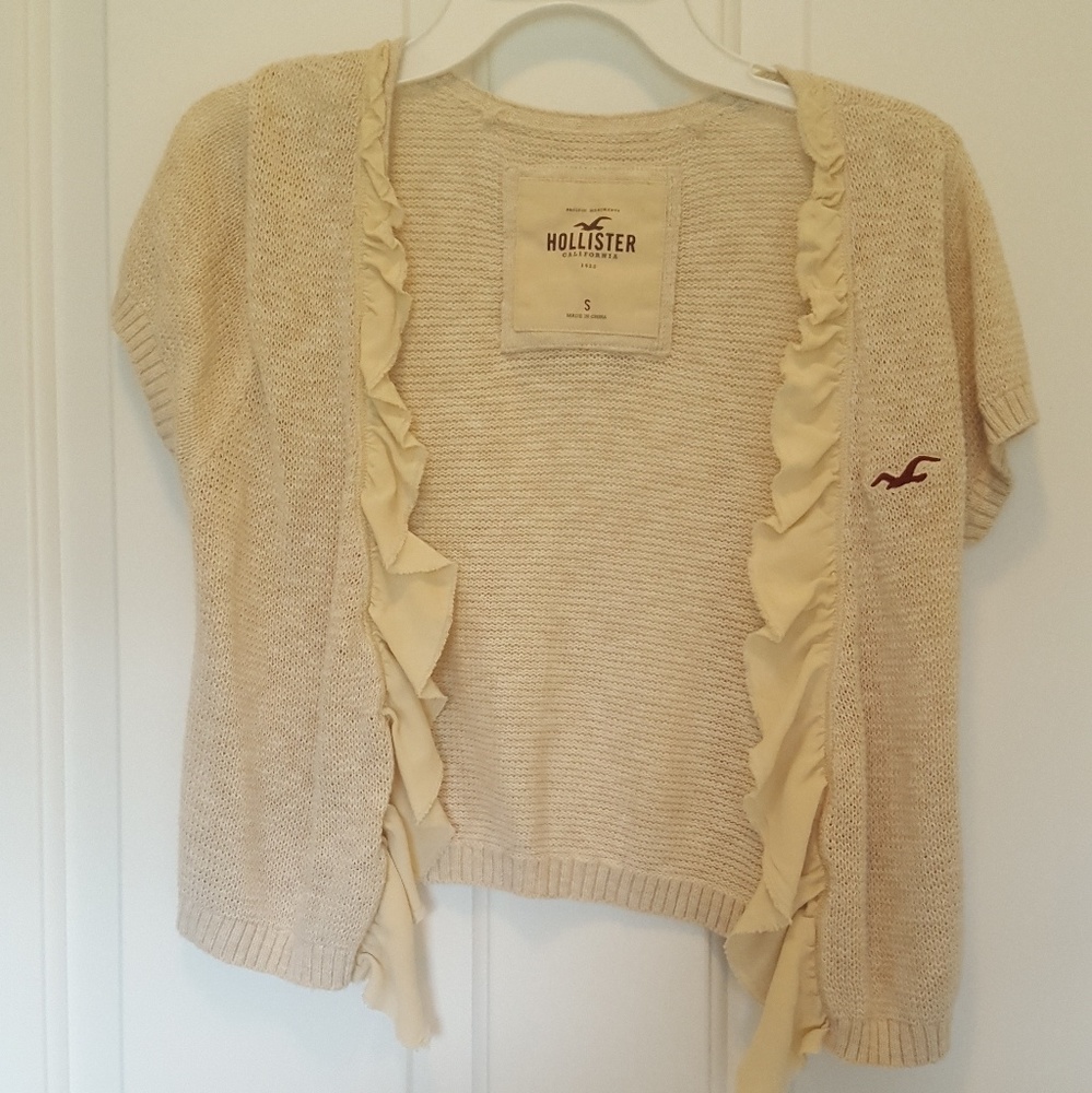 Hollister Off White Short Sleeve Cardigan