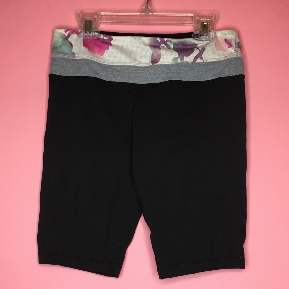 Lululemon Shorts with floral details
