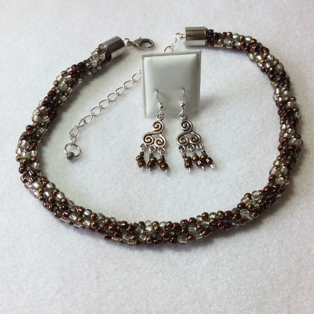 FINAL SALE PRICE Coppery Brown Woven Bead Choker/Necklace & ER Set