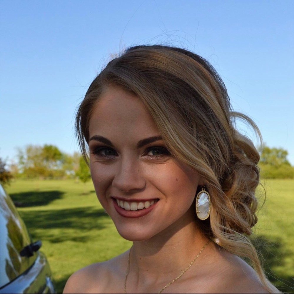Meet your Posher, Lexi