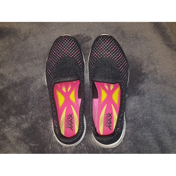 Skechers Go Walk 4 in Navy & Pink - Picture 2 of 3