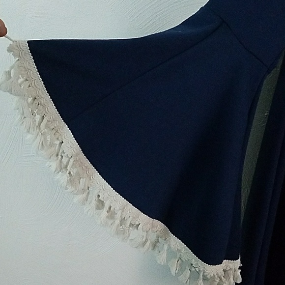 Dress - Picture 2 of 4