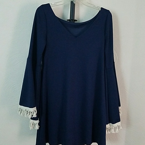 Dress - Picture 4 of 4