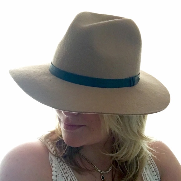 Urban outfitters wide brim fedora Outlet
