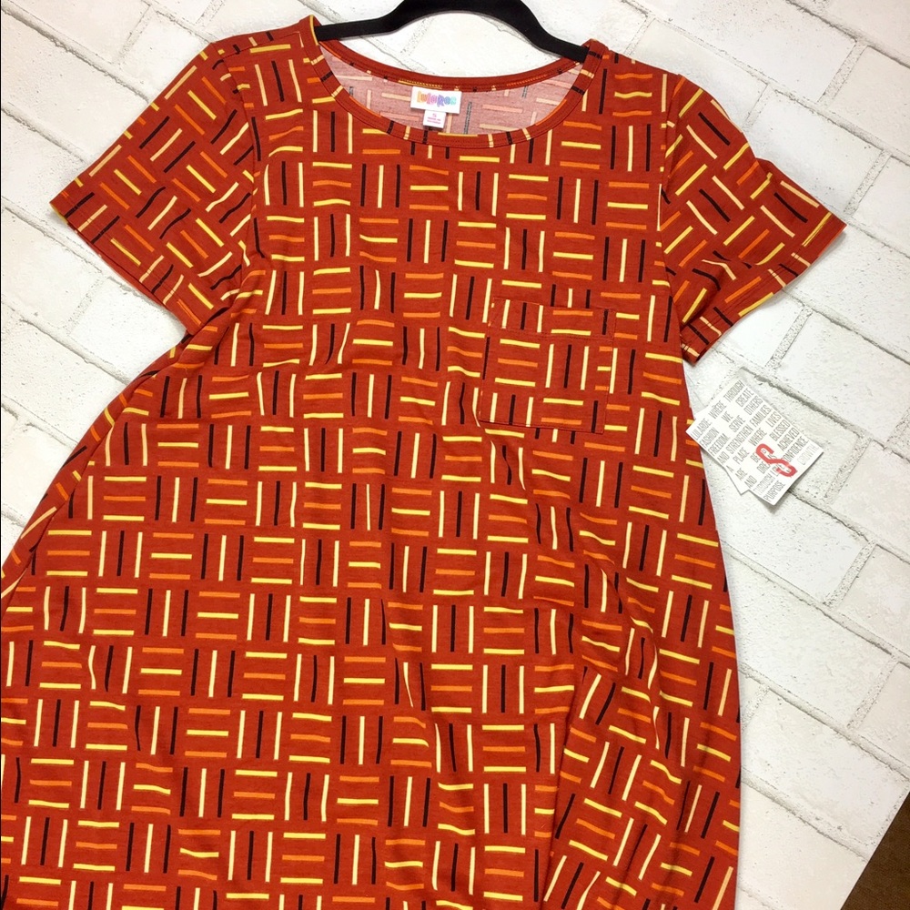 Lularoe Carly BNWT