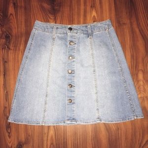 Button down denim skirt - medium wash