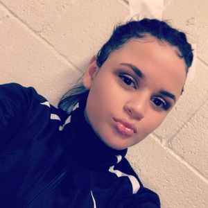 Meet your Posher, Najayla